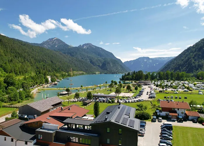 Ferienwohnungen Karlingerhof Am See